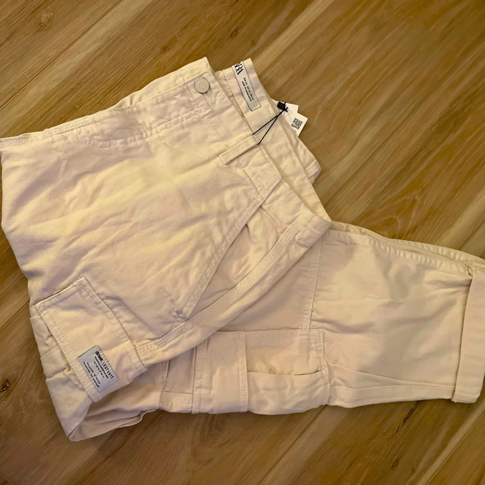 Men’s Zara cargo pant 34 US size